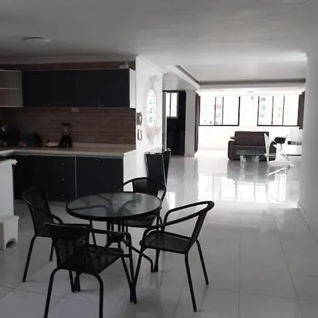 360° Sea View Penthouse 17° Floor, Apartamento *