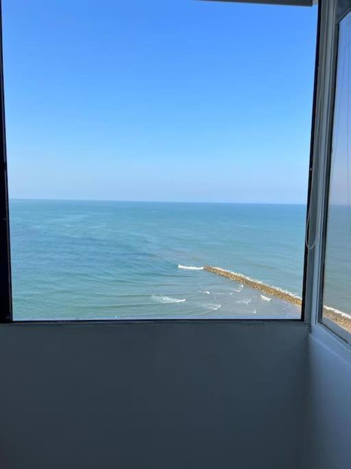 360° Sea View Penthouse 17° Floor, Apartamento *